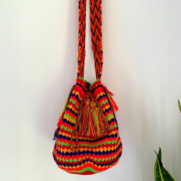 Wayuu Mochila Bag - Picture 1 of 3